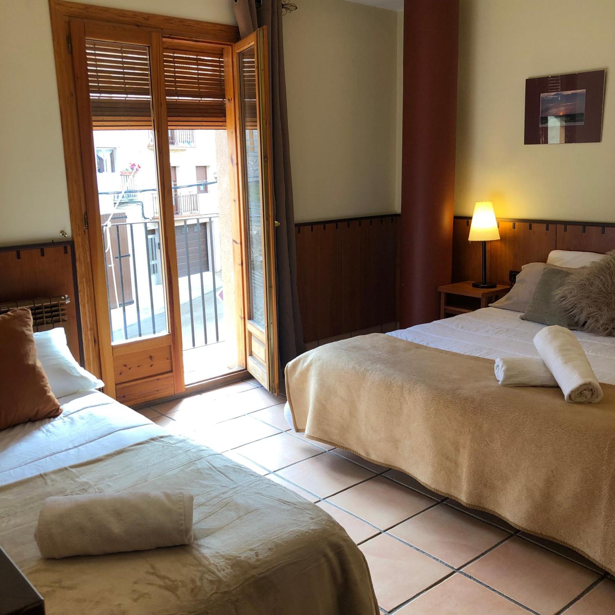 Hostal Tastavins Peñarroya de Tastavins Екстериор снимка