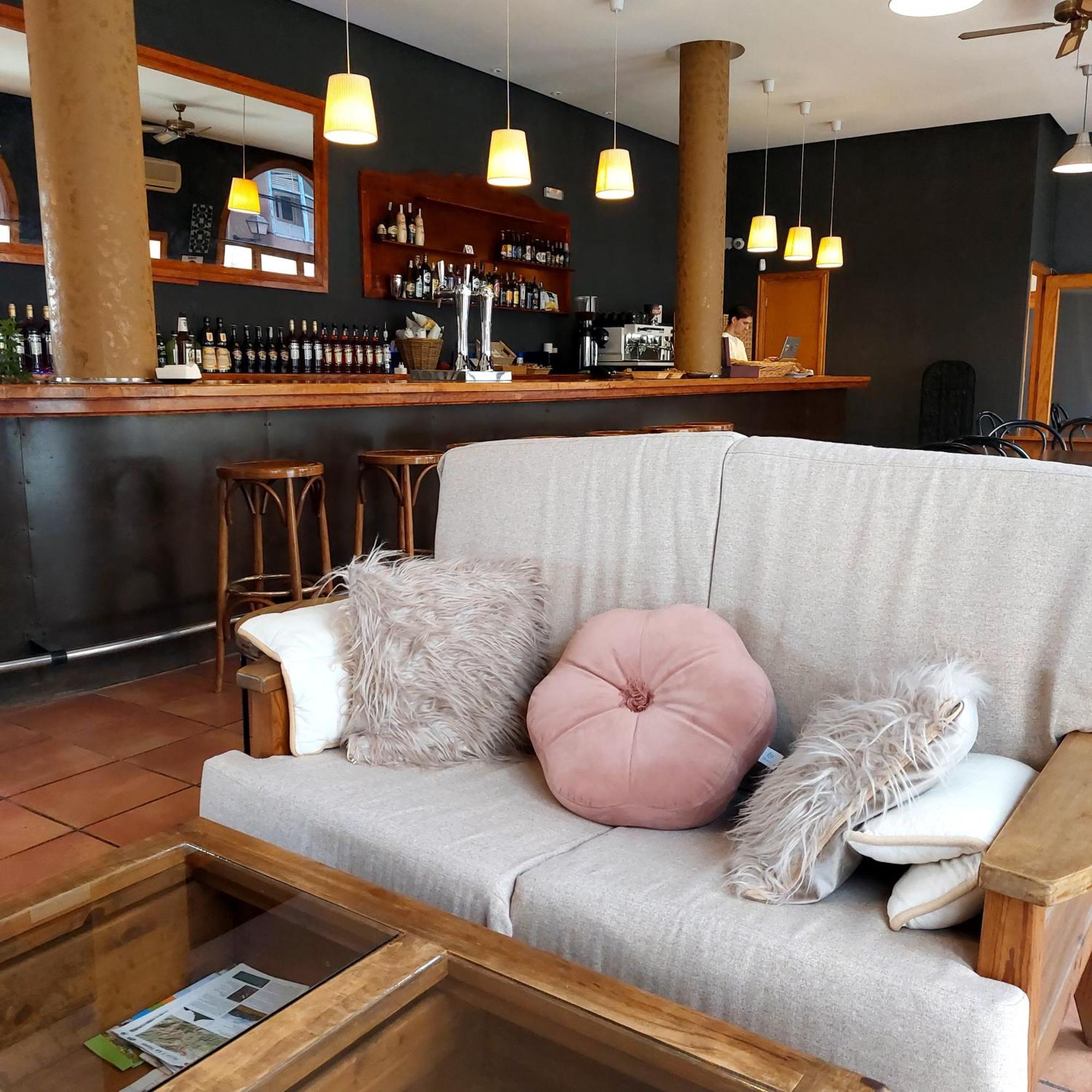 Hostal Tastavins Peñarroya de Tastavins Екстериор снимка