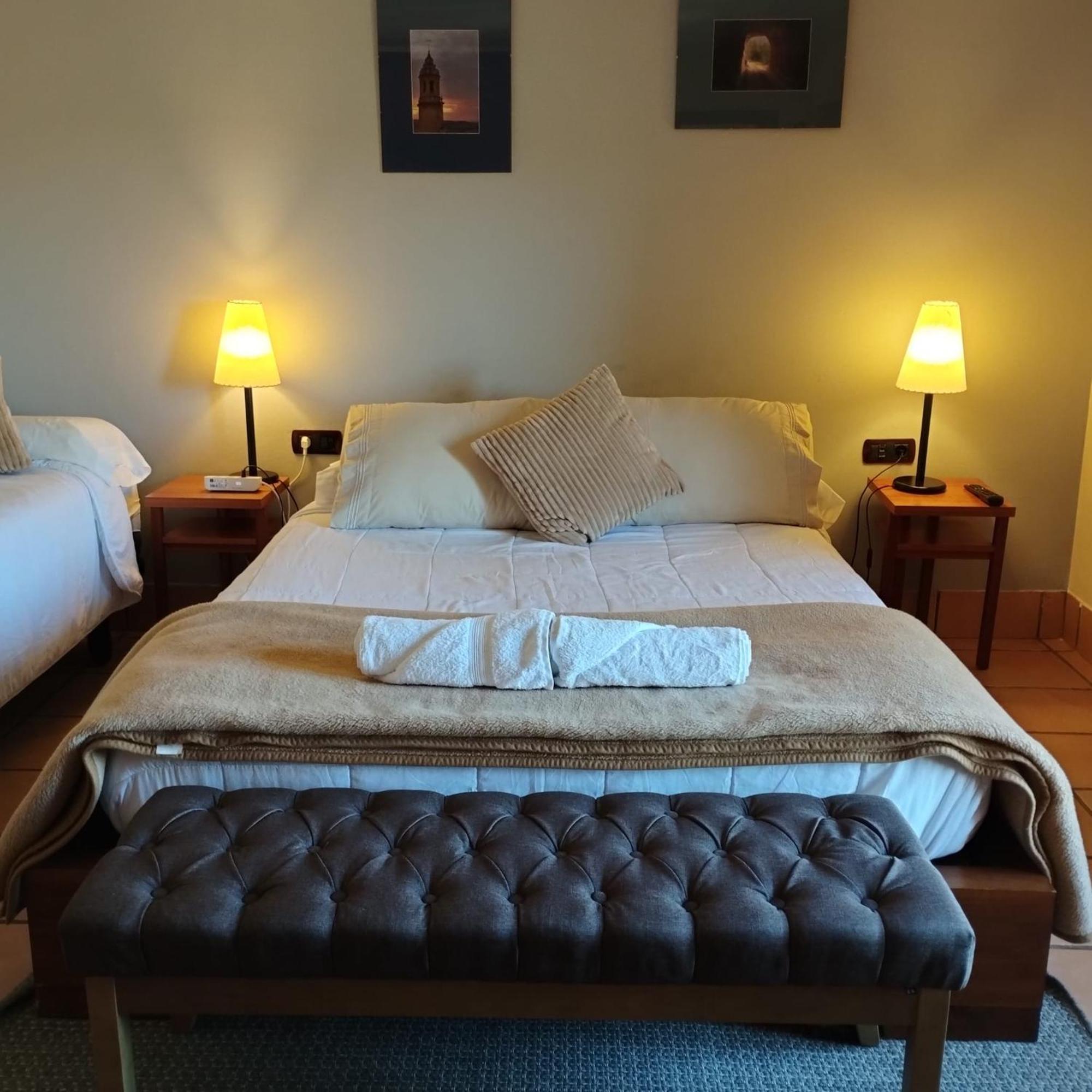 Hostal Tastavins Peñarroya de Tastavins Екстериор снимка