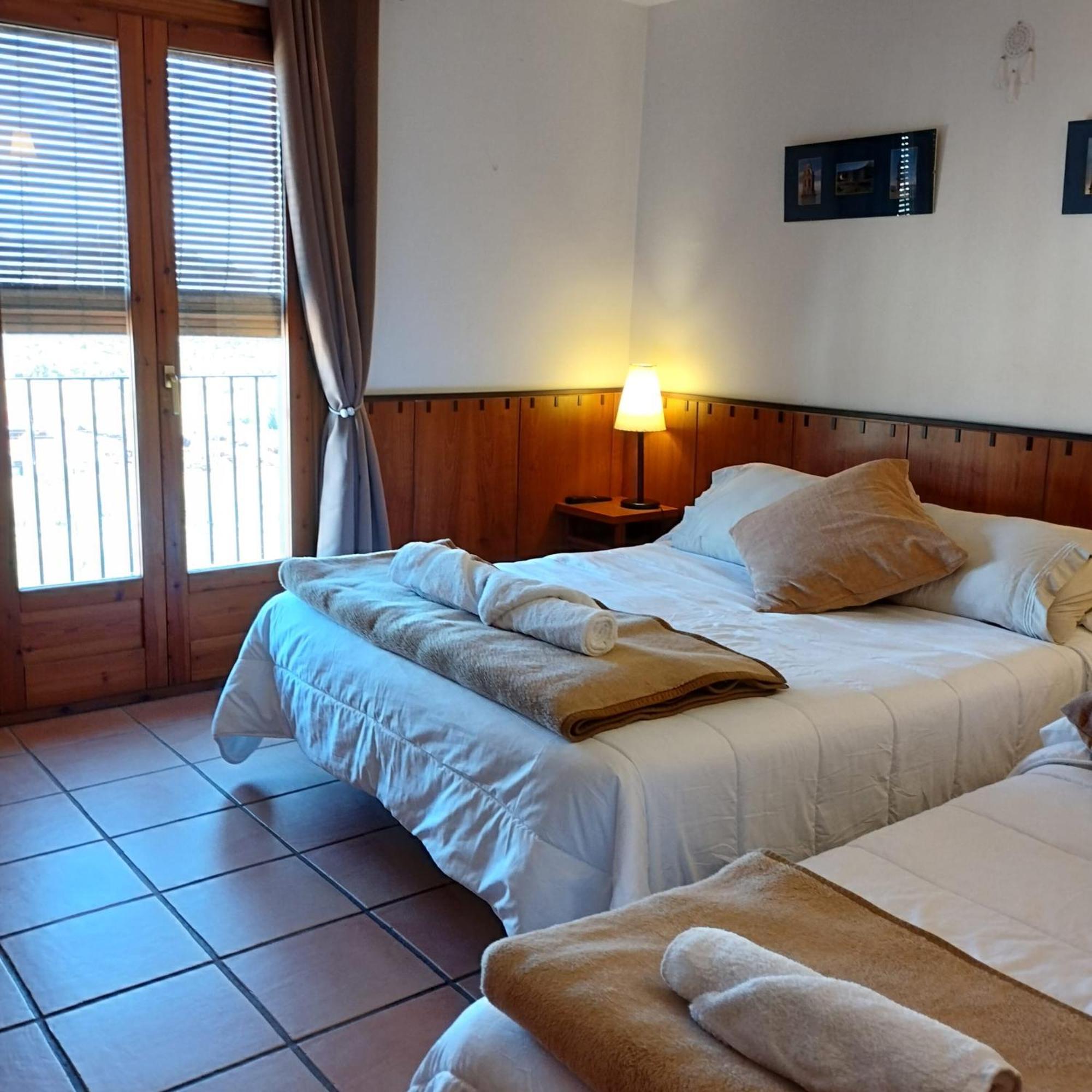 Hostal Tastavins Peñarroya de Tastavins Екстериор снимка
