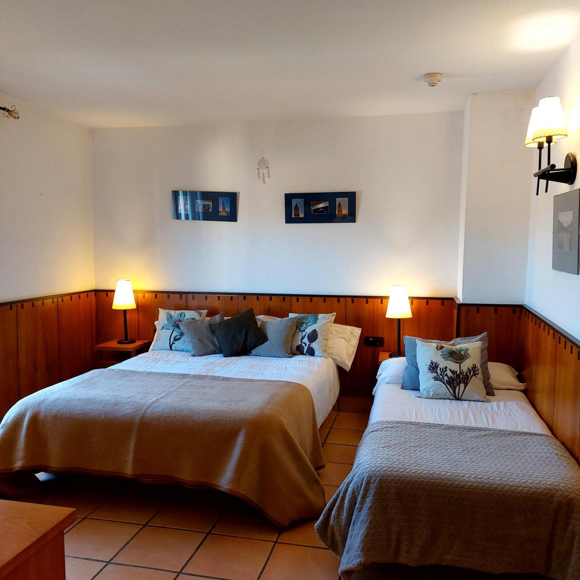Hostal Tastavins Peñarroya de Tastavins Стая снимка