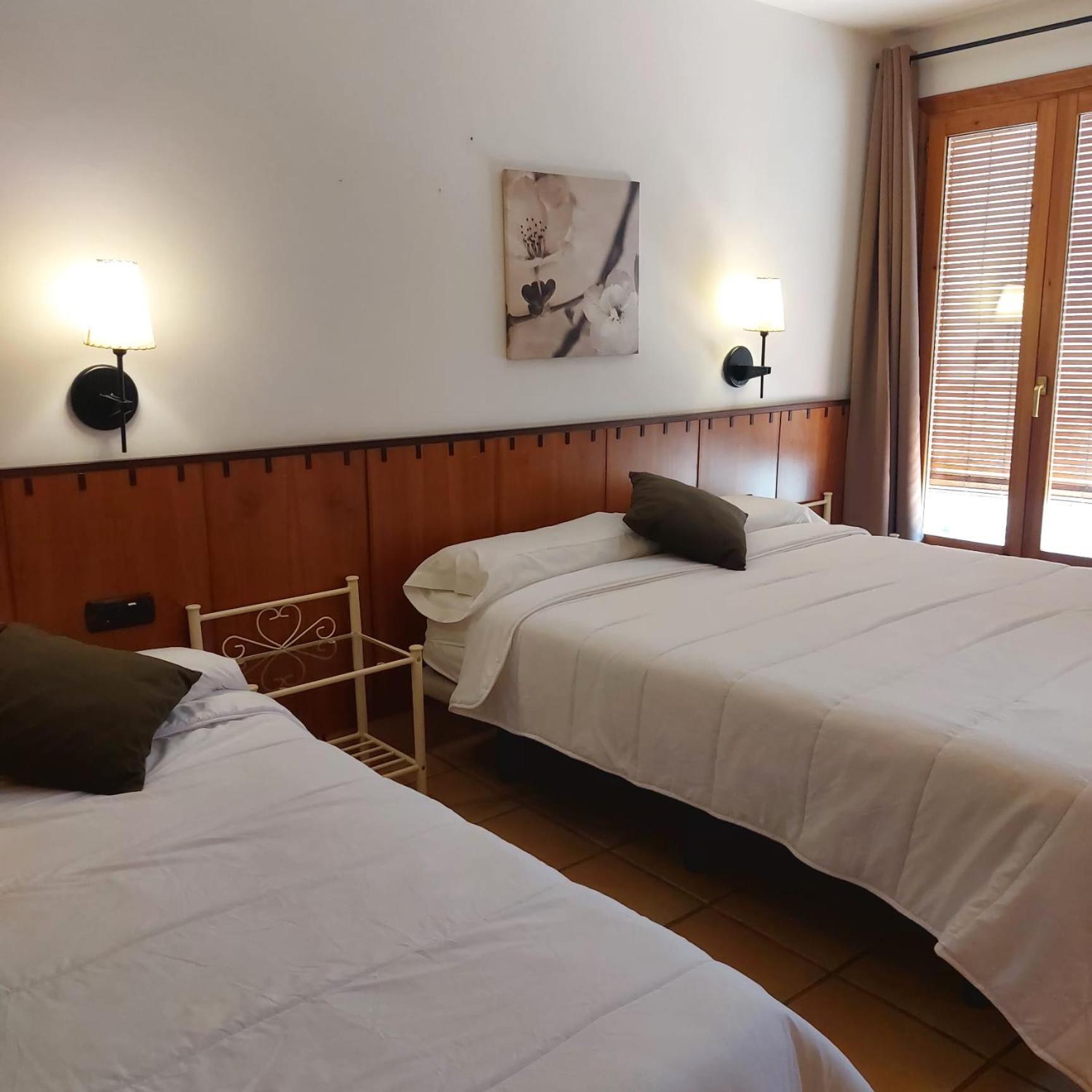 Hostal Tastavins Peñarroya de Tastavins Екстериор снимка