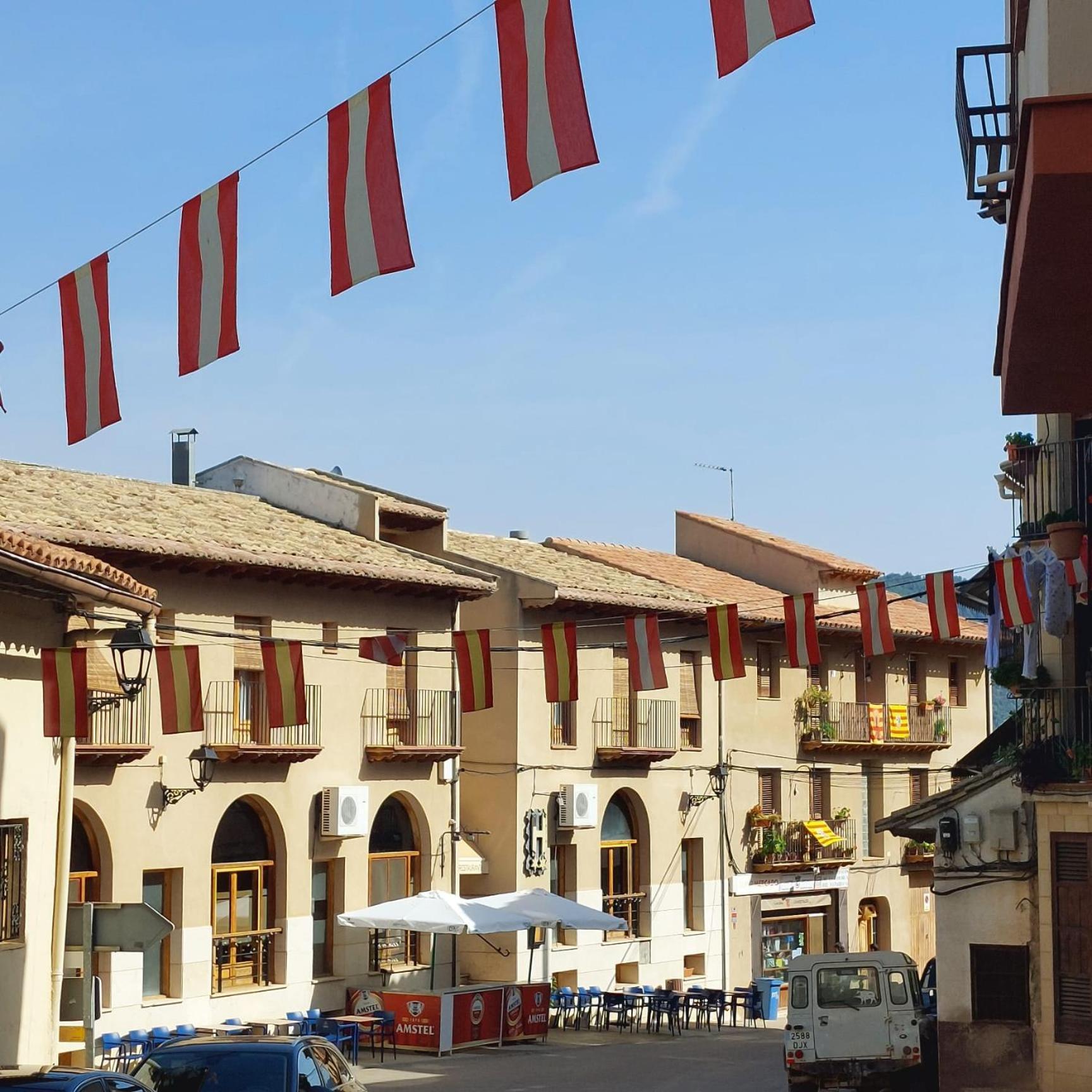 Hostal Tastavins Peñarroya de Tastavins Екстериор снимка