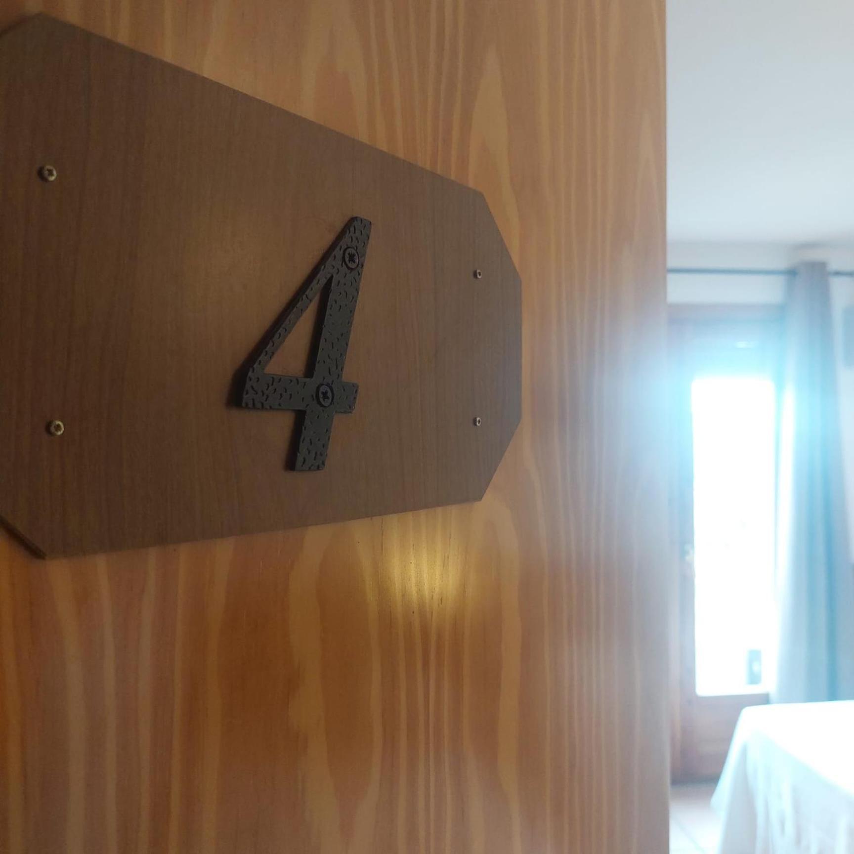 Hostal Tastavins Peñarroya de Tastavins Екстериор снимка