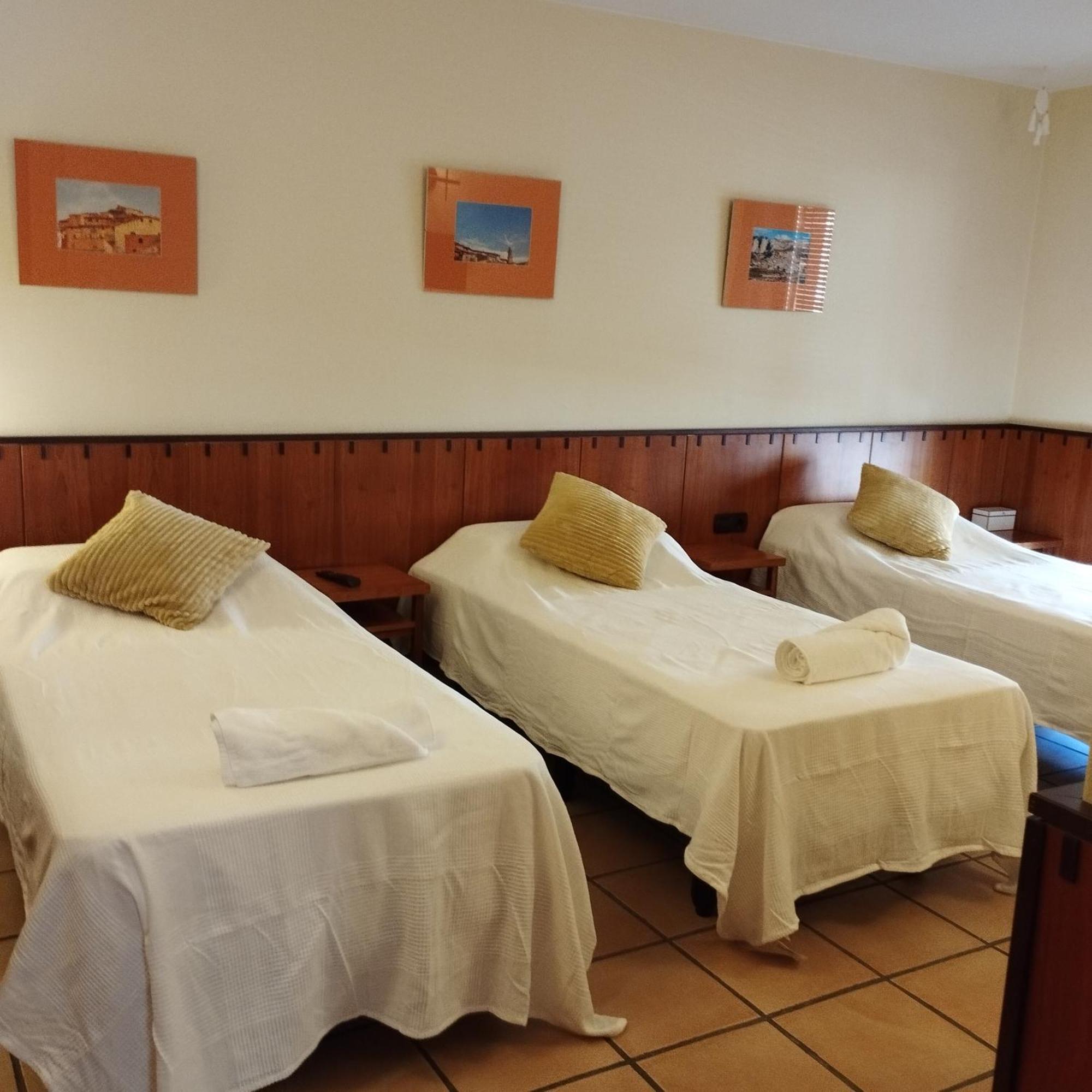 Hostal Tastavins Peñarroya de Tastavins Екстериор снимка